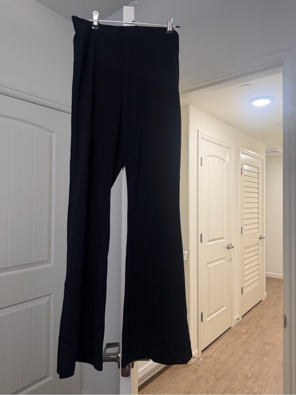 Black Women's Wide-Leg Pants